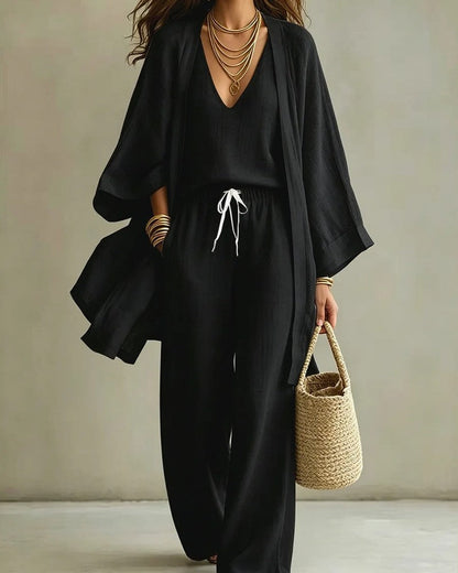 Arlena Relaxed Three-Piece Lounge Set