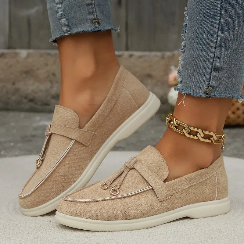 Calvini Relaxed Suede Loafer Flats