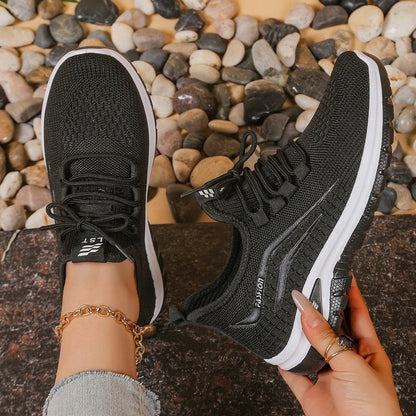Lunari Knit Lightweight Running Sneakers