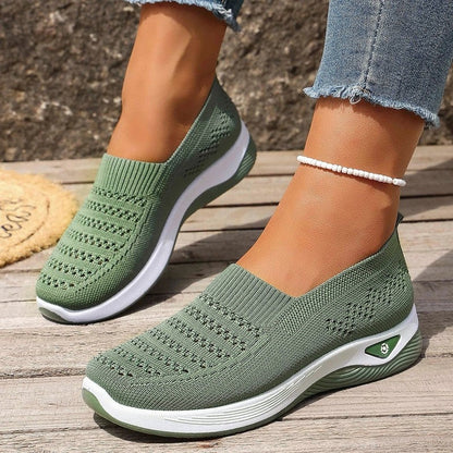 Vionni Knit Slip-On Walking Sneakers