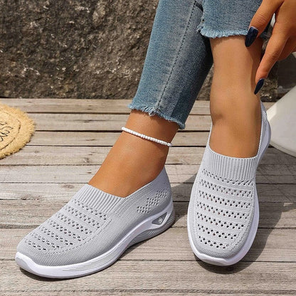 Vionni Knit Slip-On Walking Sneakers